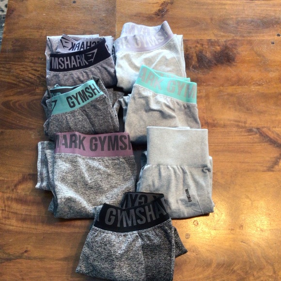 Bundle of (7) Gymshark Leggings Size Small - Picture 1 of 8